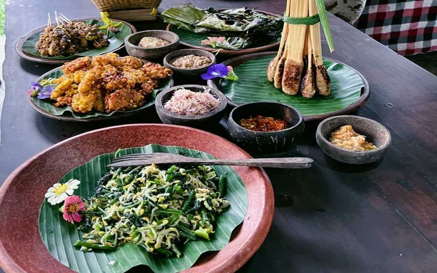 Cooking Class Ubud: Organic Farm to Table & Taste Authentic Bali